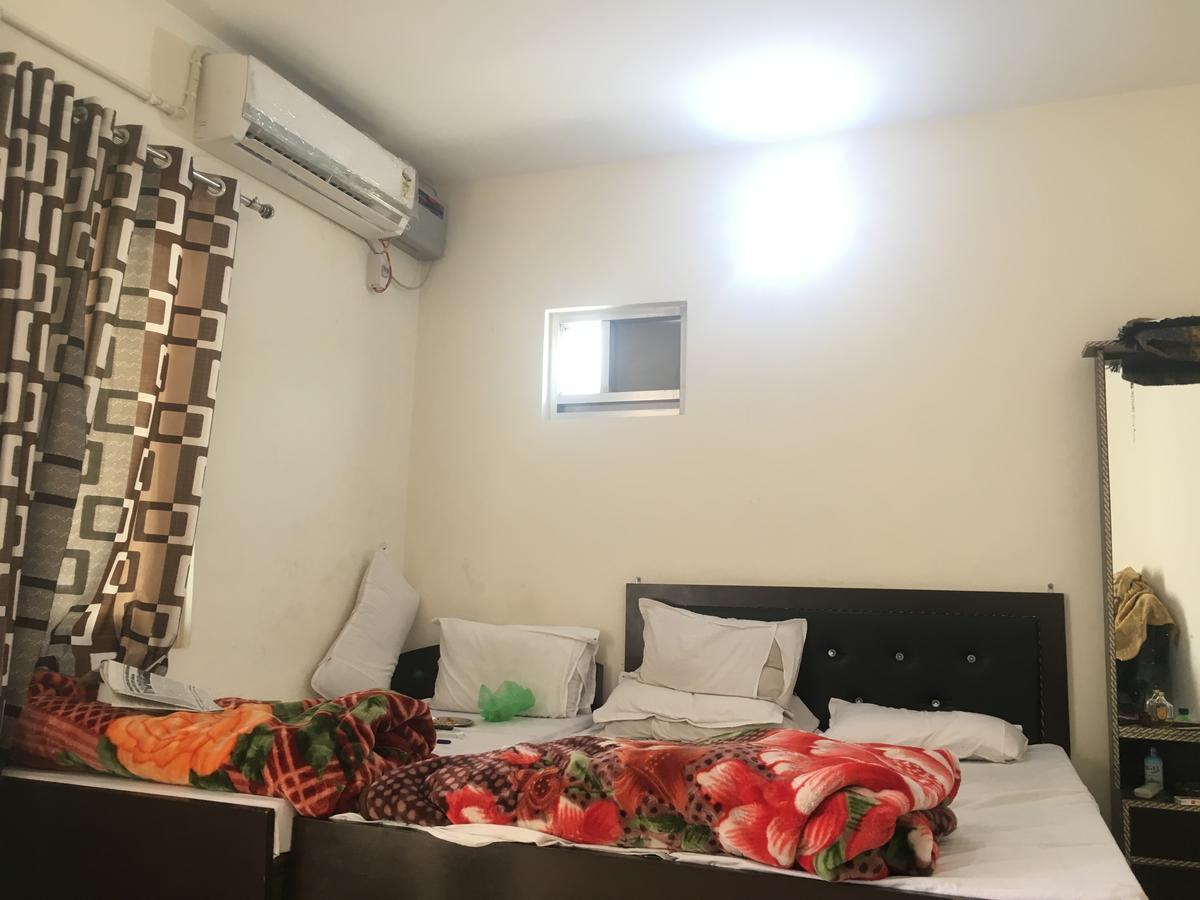 Oyo 12976 Hotel New Fiza Jammu Exterior foto