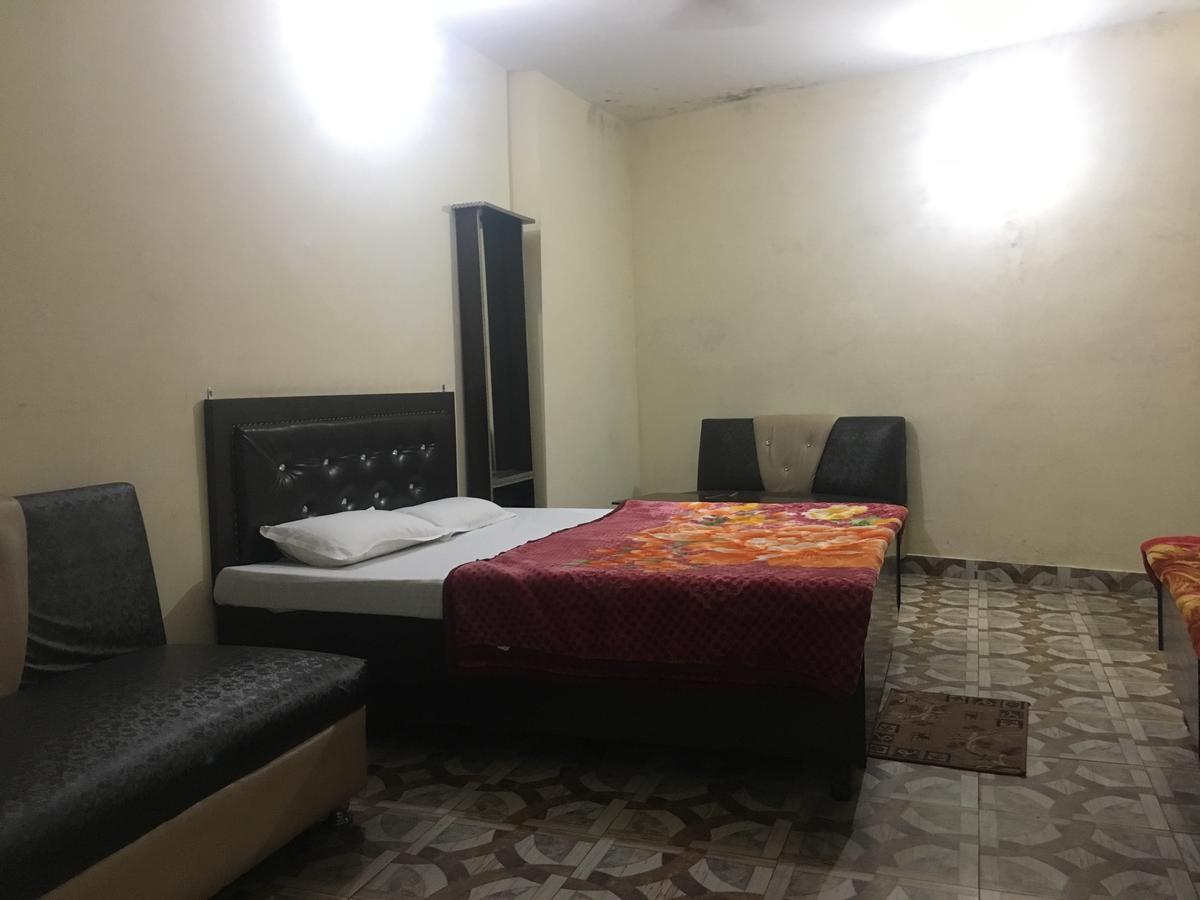 Oyo 12976 Hotel New Fiza Jammu Exterior foto